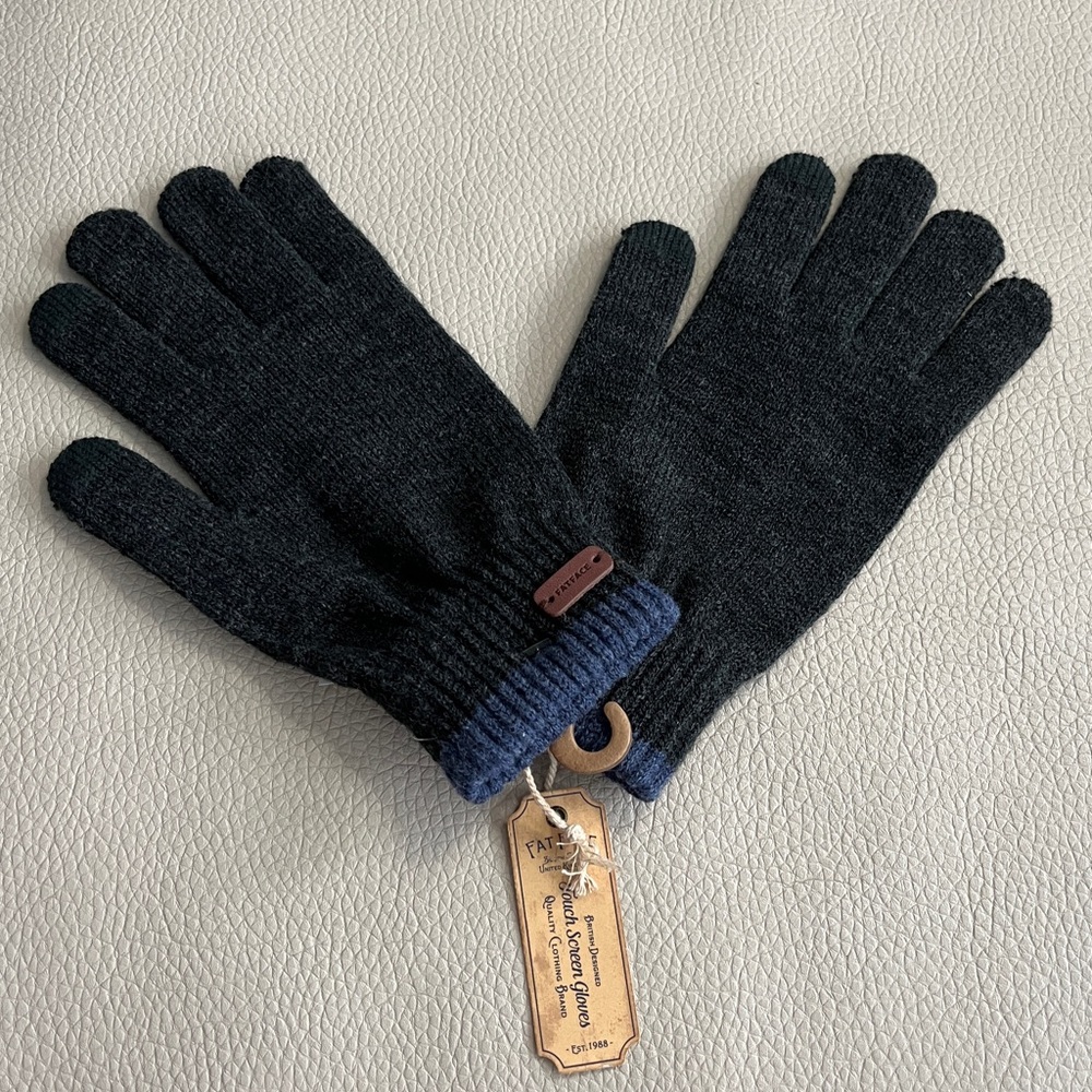 NWT - Fat Face Adult Touchscreen Knit Gloves